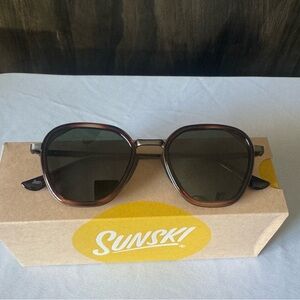 Brown and Black Geometric Sunglasses with Dark Lenses